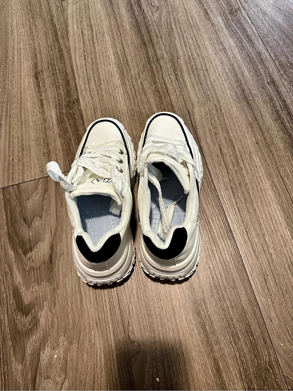 White Sneakers - Picture 1 of 2